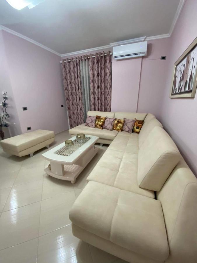 فيير Orfeas Central Apartment المظهر الخارجي الصورة