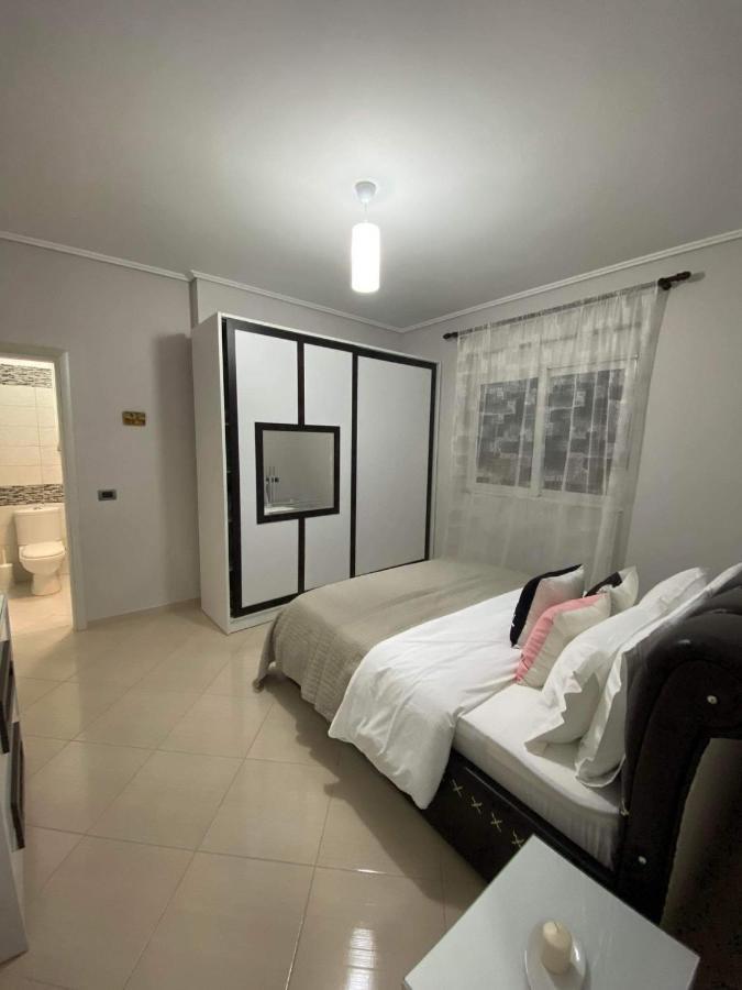 فيير Orfeas Central Apartment المظهر الخارجي الصورة